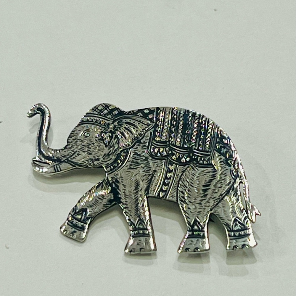 Vintage Sterling Silver Elephant Brooch